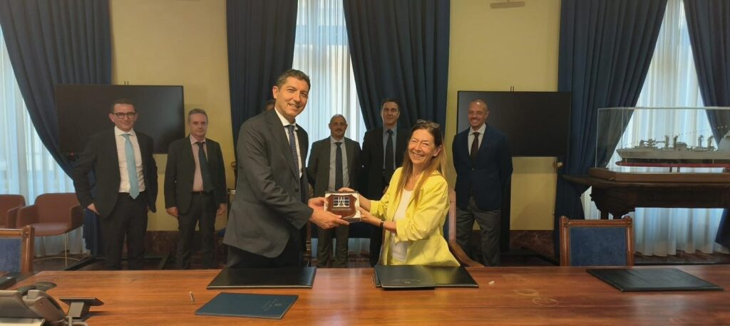 Agenzia Industrie Difesa e KNDS Ammo Italy S.p.A. siglano un Accordo di Collaborazione strategico/Agenzia Industrie Difesa and KNDS Ammo Italy S.p.A. Sign a Strategic Collaboration Agreement - 2 Agenzia Industrie Difesa e KNDS Ammo Italy S.p.A. siglano un Accordo di Collaborazione strategico/Agenzia Industrie Difesa and KNDS Ammo Italy S.p.A. Sign a Strategic Collaboration Agreement - 1